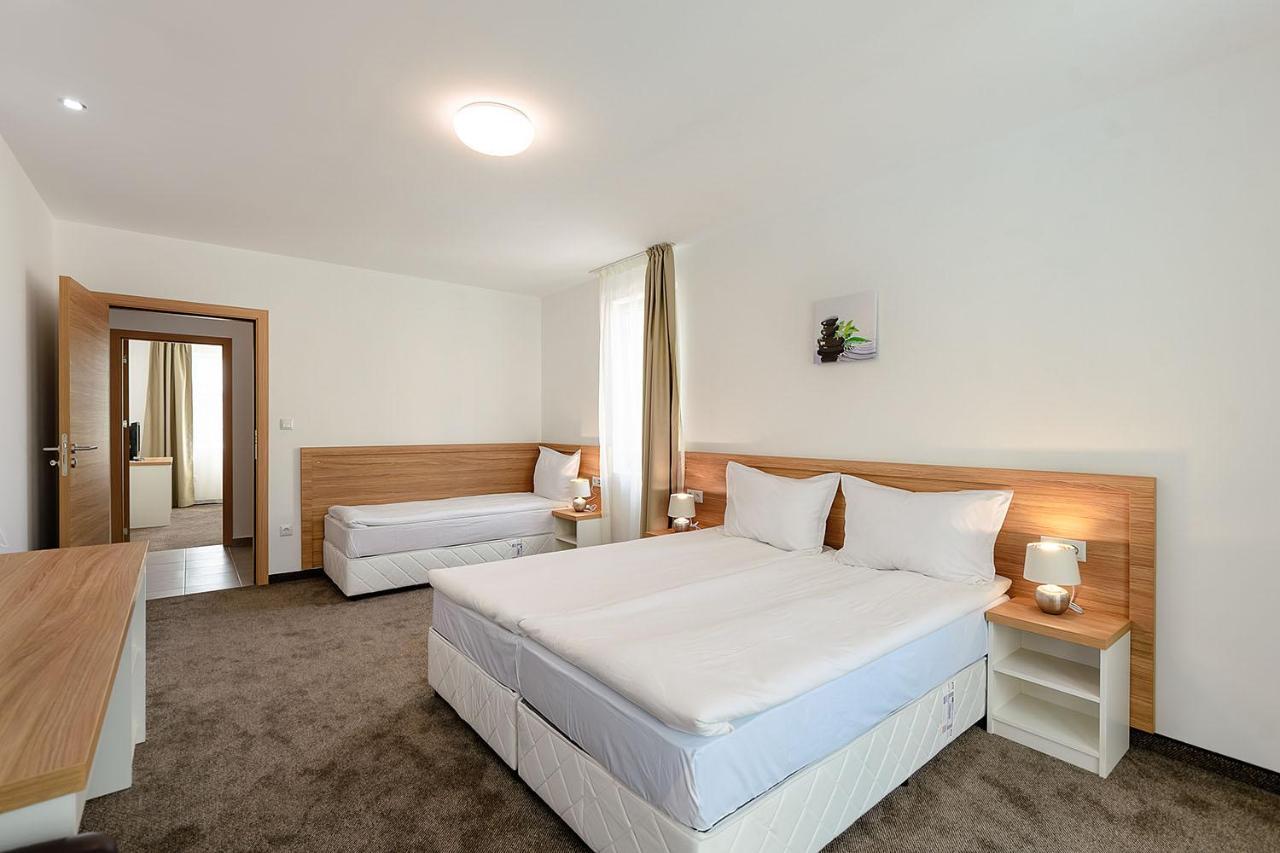 Sveti Dimitar Hotel Primorsko Ngoại thất bức ảnh